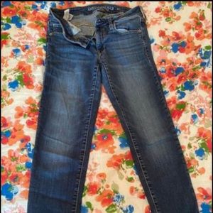 Women’s skinny jeans